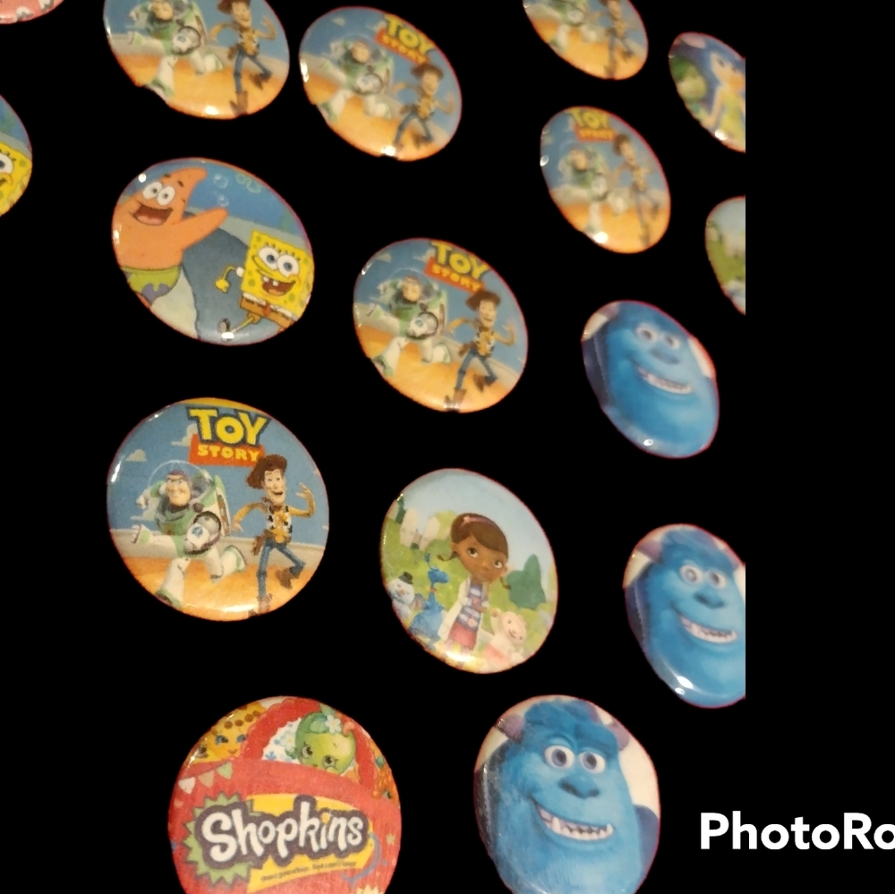 Thirty-two Cartoon Themed One Inch Buttons - Picture 8 of 10